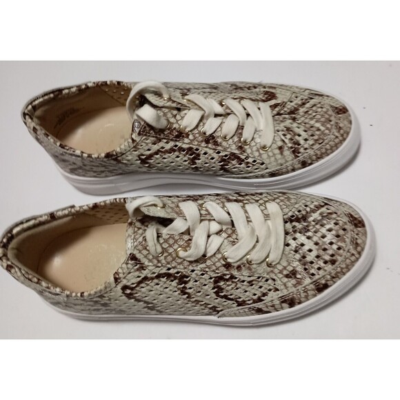 VINCE CAMUTO, Karshey Brown & Tan Snake Print Sneakers, Woman Size 7.5 - Picture 3 of 9